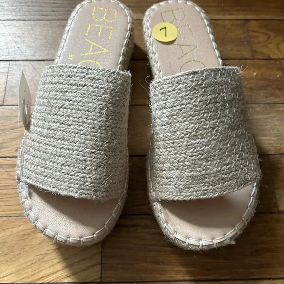 BNWT BEACH by Matisse Platform Sandals - Picture 6 of 6